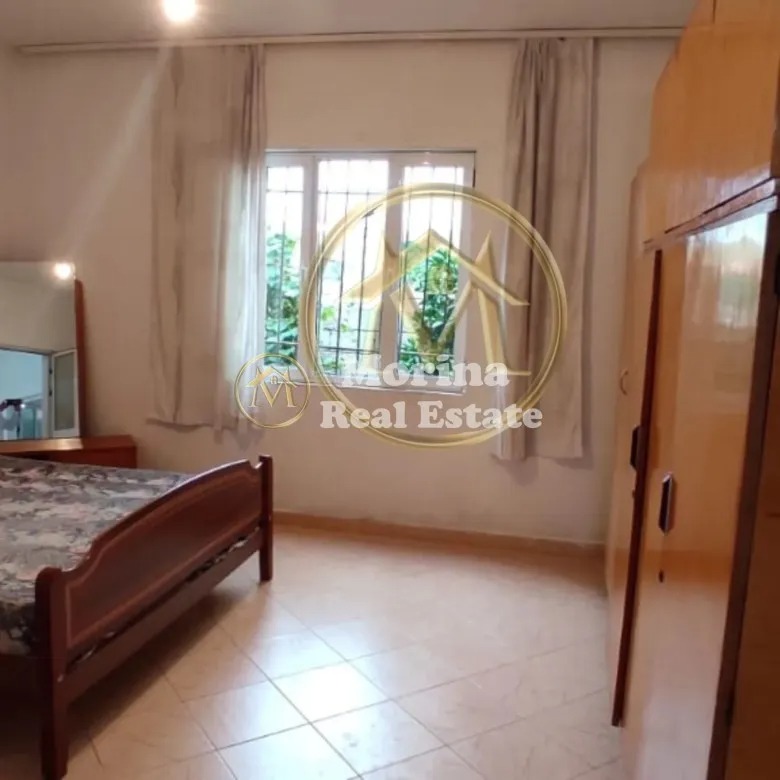 Tirane, jepet me qera apartament 2+1 Kati 1, 85 m² 400 € (Rruga 5 Maj)