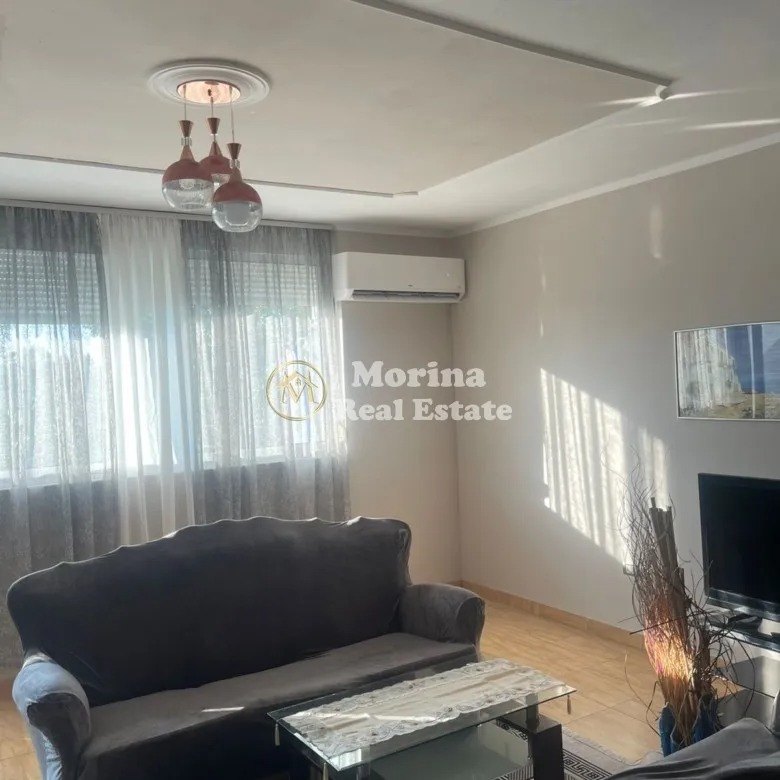 Tirane, jepet me qera apartament 2+1 Kati 1, 90 m² 350 € (Sauk)