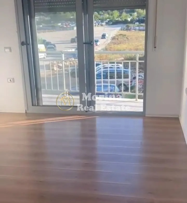 Tirane, jepet me qera apartament 2+1 Kati 2, 79 m² 400 € (Yzberisht)