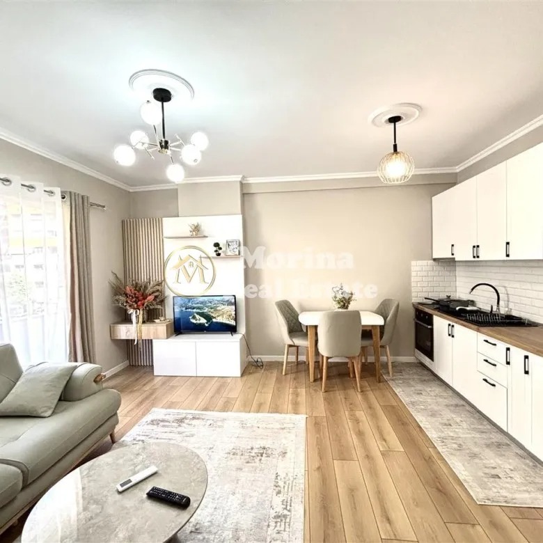 Tirane, jepet me qera apartament 1+1+Aneks Kati 1, 74 m² 550 € (Astir)