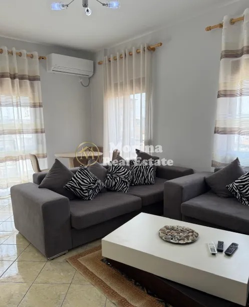 Tirane, jepet me qera apartament 2+1 Kati 5, 85 m² 650 € (21 Dhjetori)