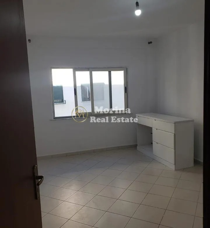 Tirane, jepet me qera apartament 2+1 Kati 4, 100 m² 300 € (Fresku, Thesari)