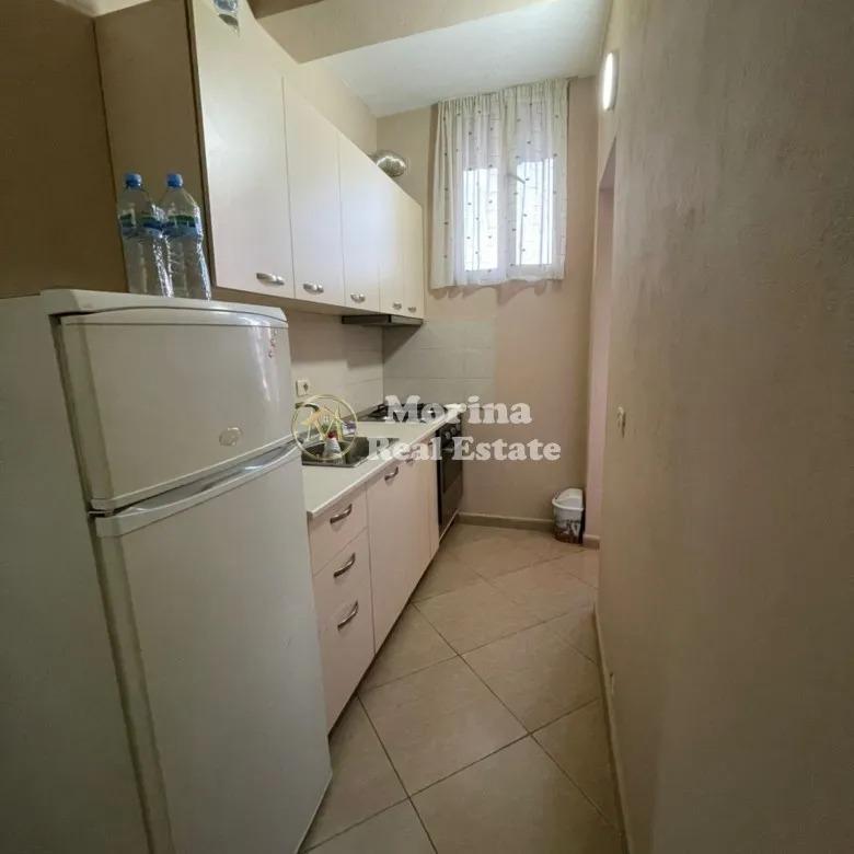 Tirane, jepet me qera apartament 1+1 Kati 5, 60 m² 350 € (Shkolla Bajram Curri)