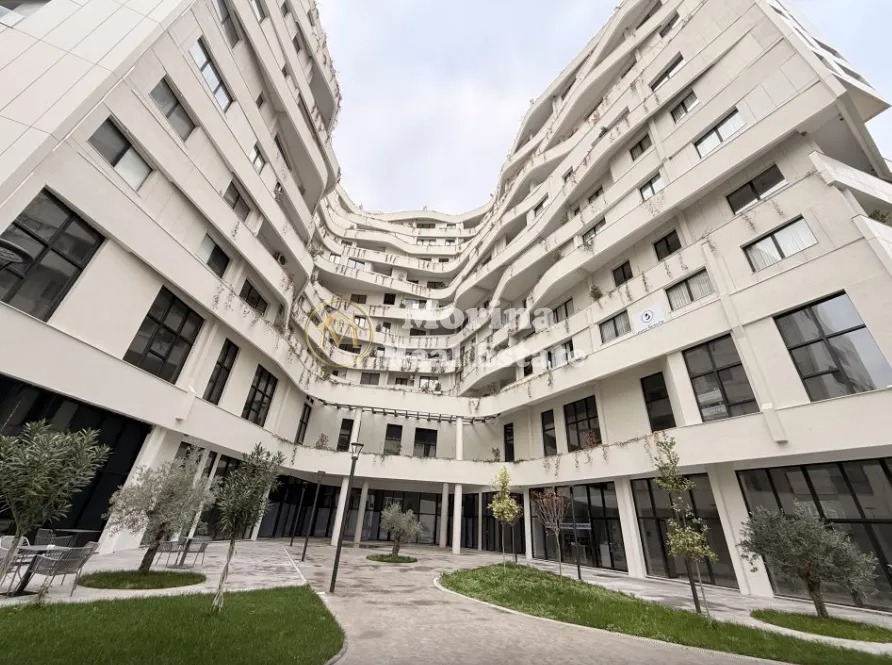 Tirane, jepet me qera ambjent biznesi Kati 2, 120 m² 1.100 € (Vasil Shanto)