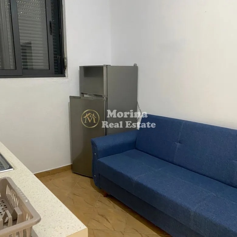 Tirane, jepet me qera shtepi 1+1 Kati 1, 50 m² 270 € (Allias)
