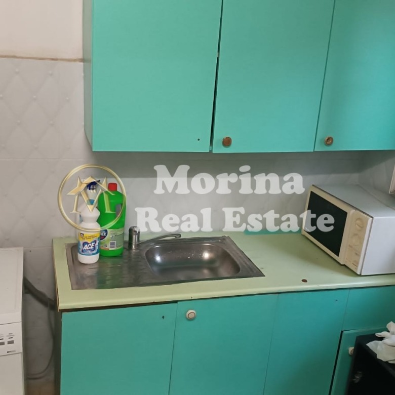 Tirane, jepet me qera shtepi 1+1 Kati 1, 60 m² 400 € (Myslym Shyri)