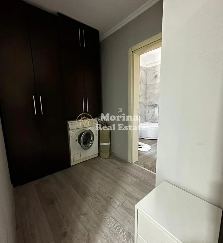 Tirane, jepet me qera garsonier Kati 6, 42 m² 350 € (Casa Italia)