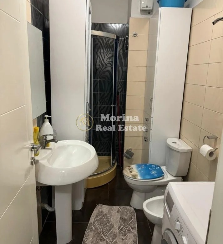 Tirane, jepet me qera apartament 1+1 Kati 3, 75 m² 550 € (Liqeni i Thate)