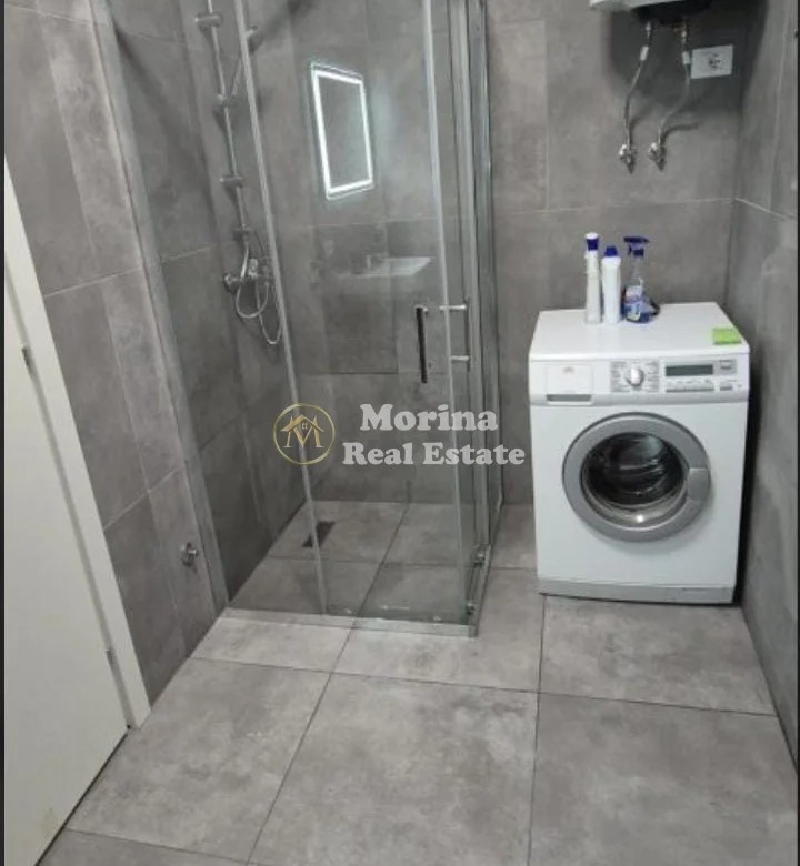 Tirane, jepet me qera apartament 2+1 Kati 6, 96 m² 600 € (Univers City)