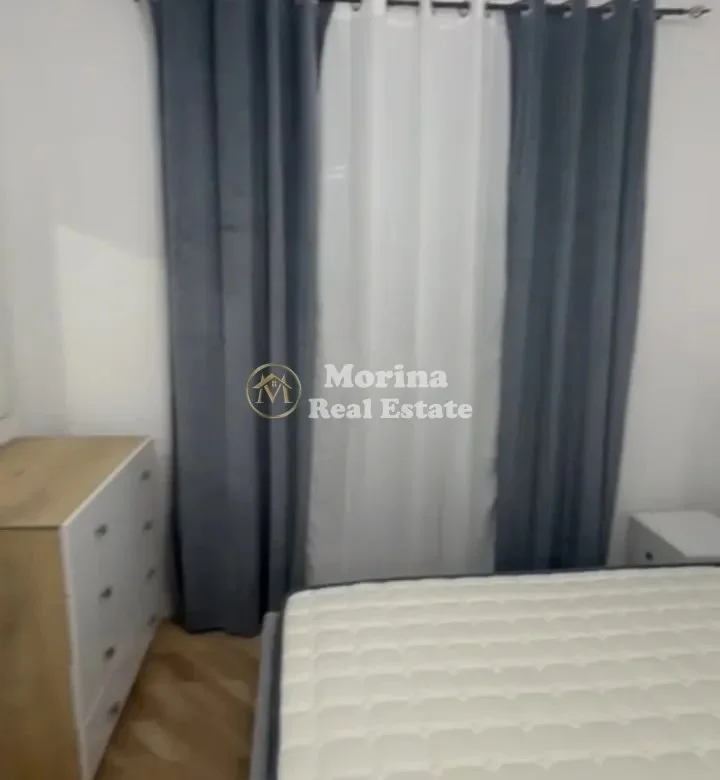 Tirane, jepet me qera apartament 1+1 Kati 4, 50 m² 400 € (QTU)