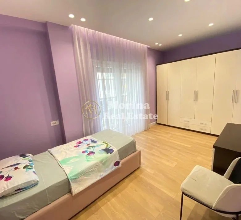 Tirane, jepet me qera apartament 2+1 Kati 1, 100 m² 750 € (Selvia)