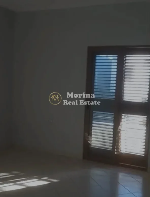 Tirane, jepet me qera Vile 2+1 Kati 2, 100 m² 250 € (Kamez)