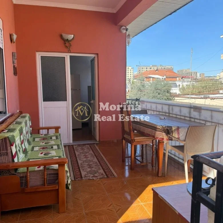 Tirane, jepet me qera shtepi 2+1 Kati 2, 110 m² 500 € (Fusha Aviacionit)