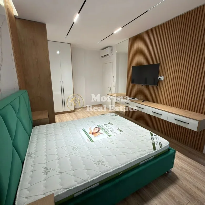 Tirane, jepet me qera apartament 2+1 Kati 7, 100 m² 1.200 € (Komuna e Parisit)