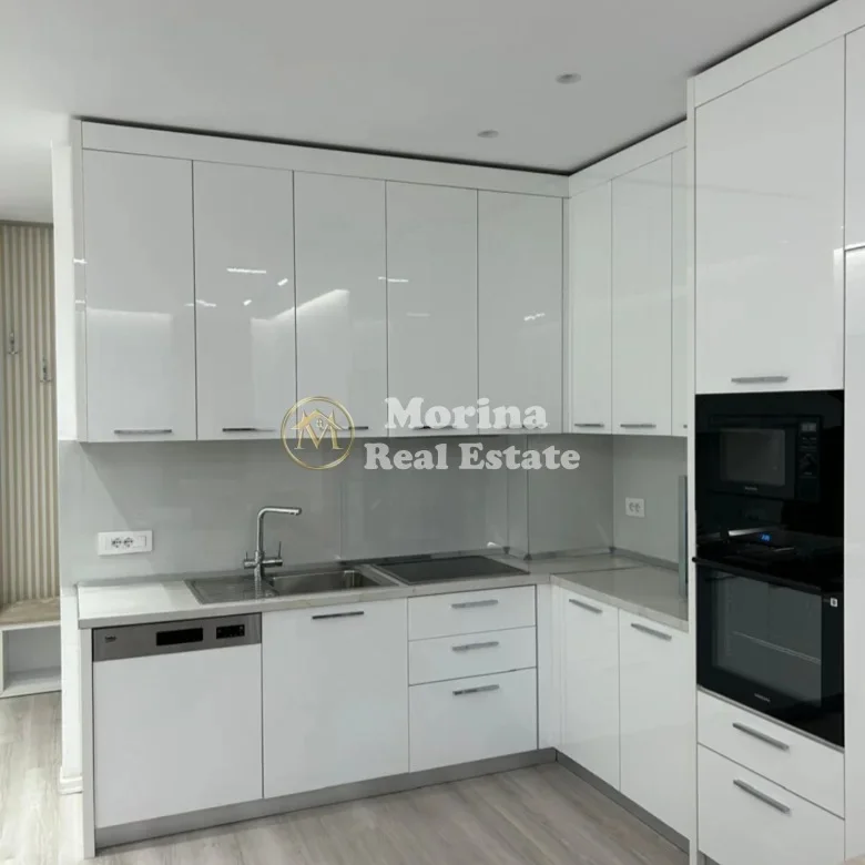 Tirane, jepet me qera apartament 1+1 Kati 7, 60 m² 600 € (5 Maji)