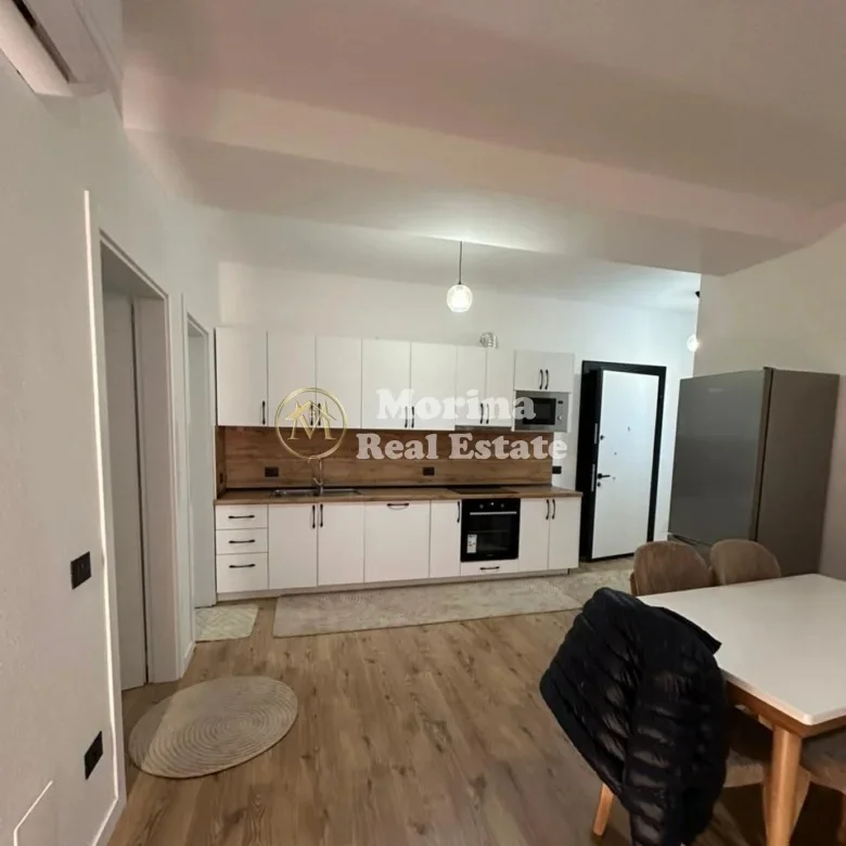Tirane, jepet me qera apartament 2+1 Kati 5, 105 m² 600 € (Paskuqan)