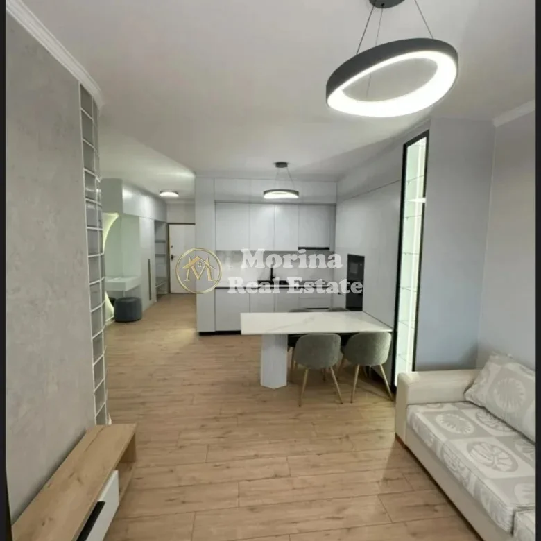 Tirane, jepet me qera apartament 2+1 Kati 2, 90 m² 1.000 € (Don Bosko)