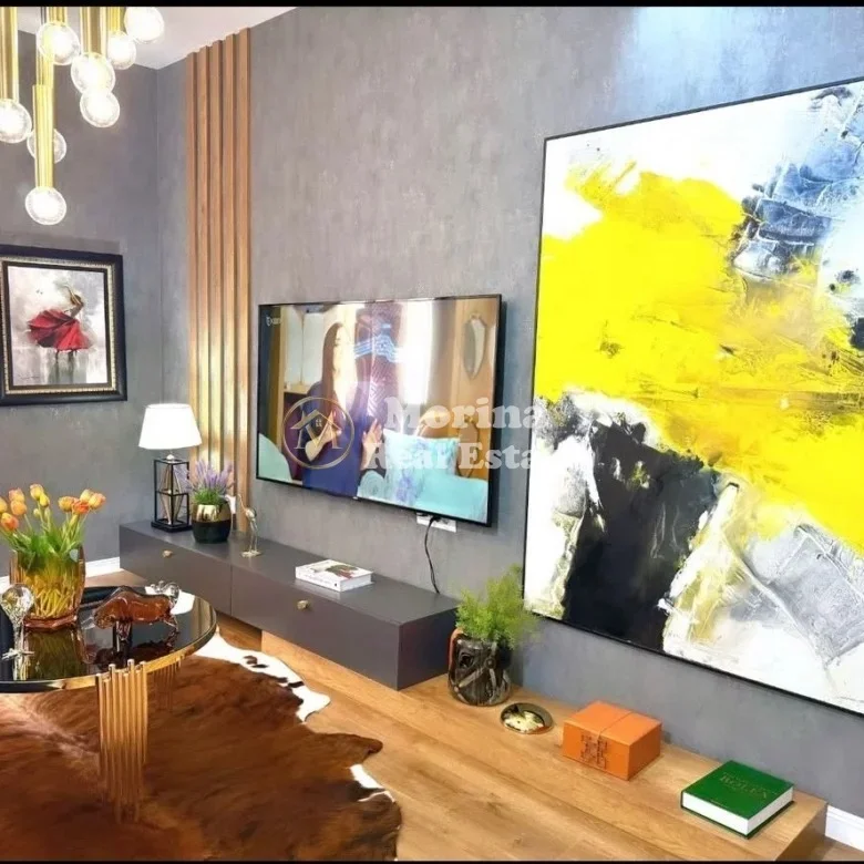 Tirane, jepet me qera apartament 1+1 Kati 6, 77 m² 800 € (Rruga e Durresit)