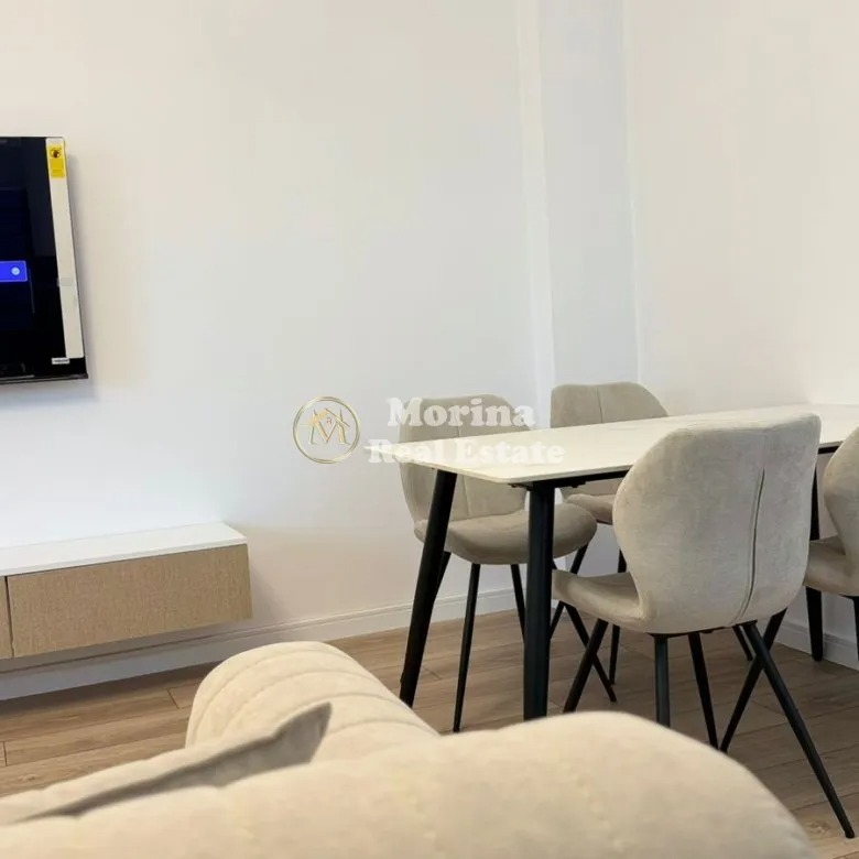 Tirane, jepet me qera apartament 2+1 Kati 4, 85 m² 800 € (Kodra e Diellit 1)