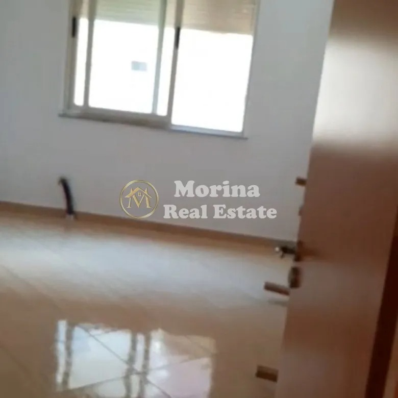 Tirane, jepet me qera apartament 1+1 Kati 5, 88 m² 300 € (Astir)