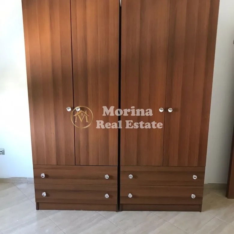 Tirane, jepet me qera shtepi 3+1 Kati 2, 140 m² 600 € (Spitali Amerikan 2)