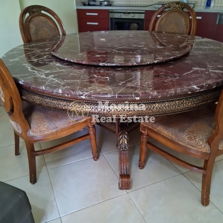Tirane, jepet me qera apartament 2+1 Kati 2, 114 m² 650 € (Don Bosko)