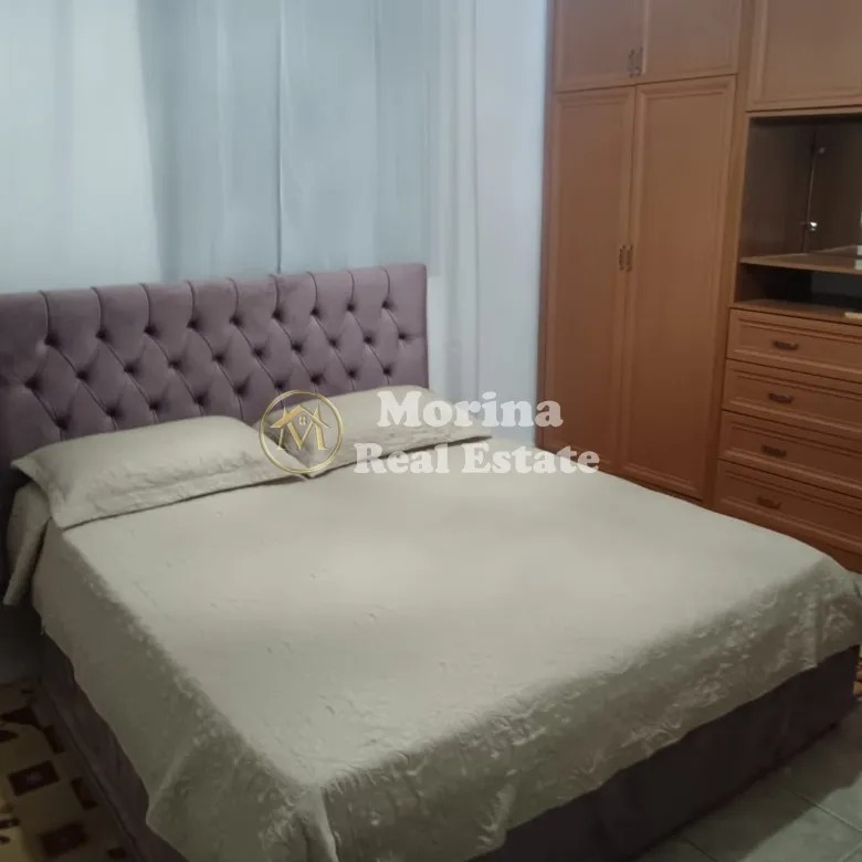 Tirane, jepet me qera apartament 1+1 Kati 2, 60 m² 500 € (Qender)