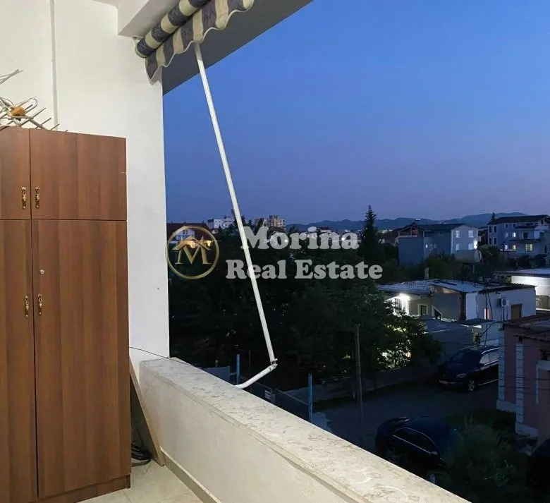 Tirane, jepet me qera apartament 1+1+Ballkon Kati 1, 70 m² 300 € (Kamez)
