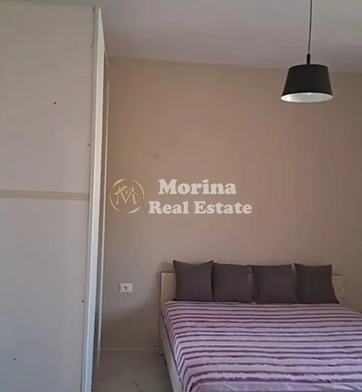 Tirane, jepet me qera apartament 3+1 Kati 3, 115 m² 500 € (Rruga Elbasanit, Fakulteti Ekonomik)