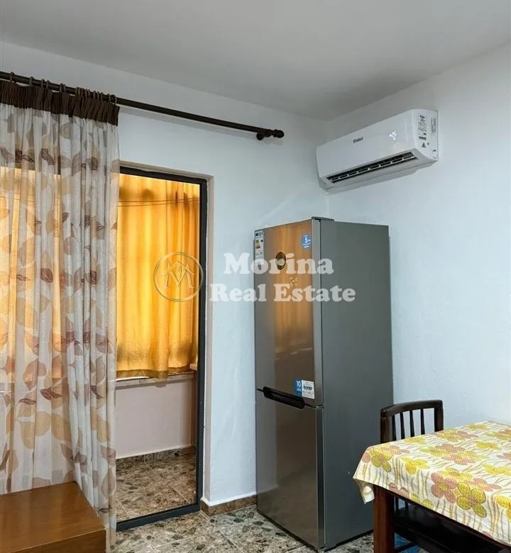 Tirane, jepet me qera apartament 1+1 Kati 1, 75 m² 550 € (Medrese)