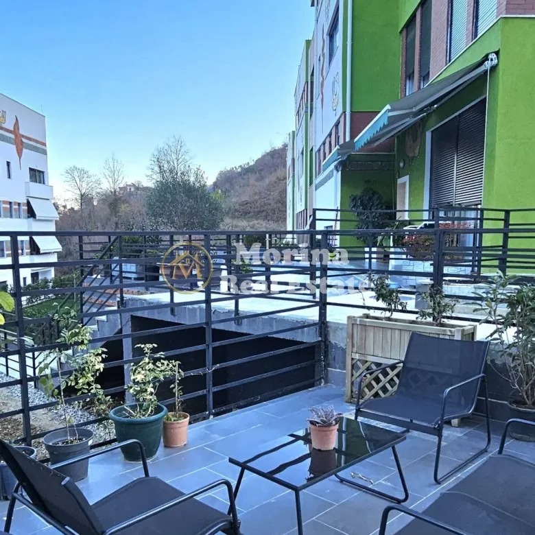 Tirane, jepet me qera apartament 2+1+Ballkon Kati 1, 85 m² 750 € (Kodra e Diellit)
