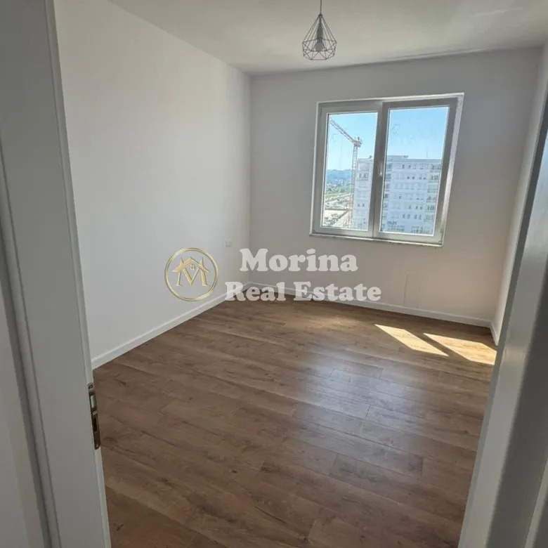 Tirane, jepet me qera apartament 1+1 Kati 5, 60 m² 360 € (Rruga Dine Hoxha)