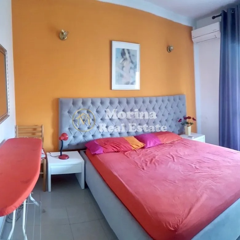 Tirane, jepet me qera apartament 1+1 Kati 3, 60 m² 500 € (21 Dhjetori, Rruga Naim Frasheri)