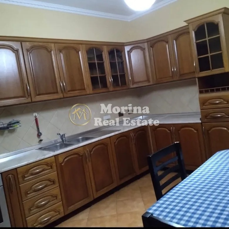Tirane, jepet me qera shtepi 2+1 Kati 2, 74 m² 400 € (Ali Demi)