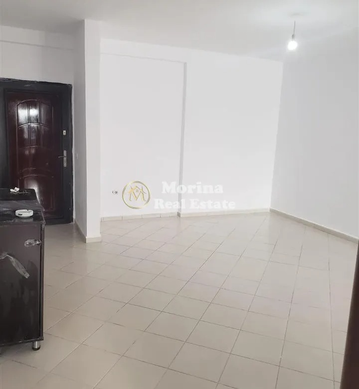 Tirane, jepet me qera apartament 2+1 Kati 4, 100 m² 300 € (Fresku, Thesari)
