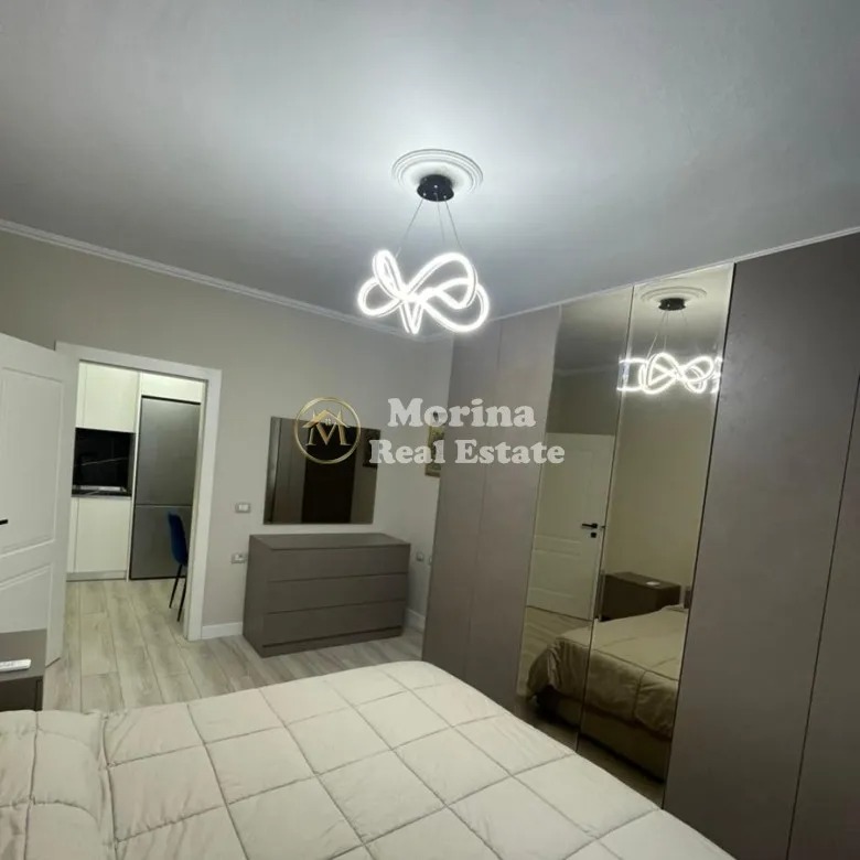 Tirane, jepet me qera apartament 1+1 Kati 4, 70 m² 900 € (Rruga e Kosovareve)