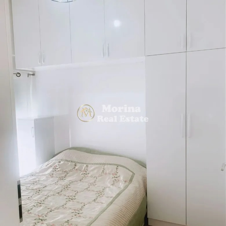 Tirane, jepet me qera apartament 1+1 Kati 5, 70 m² 400 € (Ali Demi)