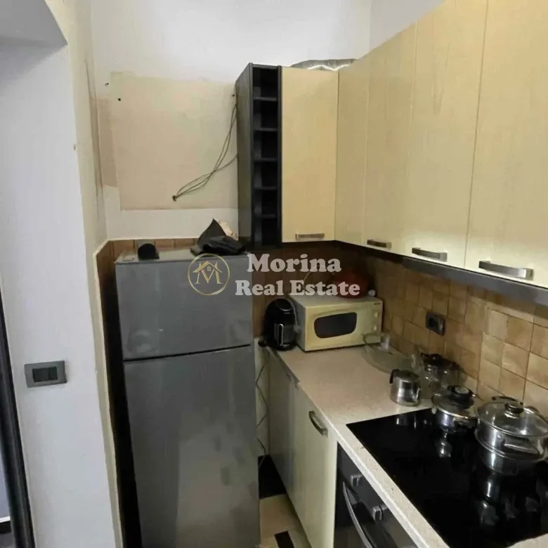 Tirane, jepet me qera apartament 1+1 Kati 4, 65 m² 600 € (Rruga e Durresit)