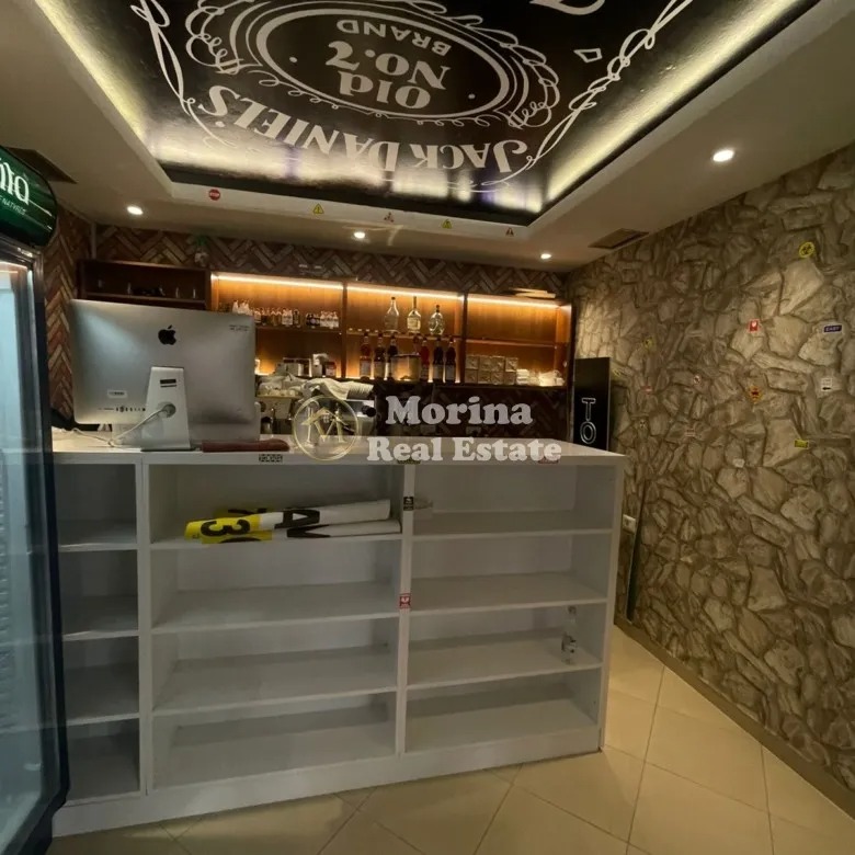Tirane, jepet me qera ambjent biznesi Kati 0, 29 m² 500 € (Rruga Bardhyl)