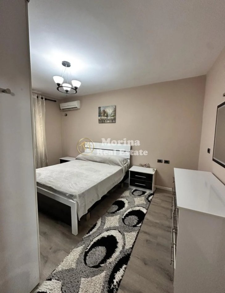 Tirane, jepet me qera apartament 2+1 Kati 2, 75 m² 750 € (Vasil Shanto)