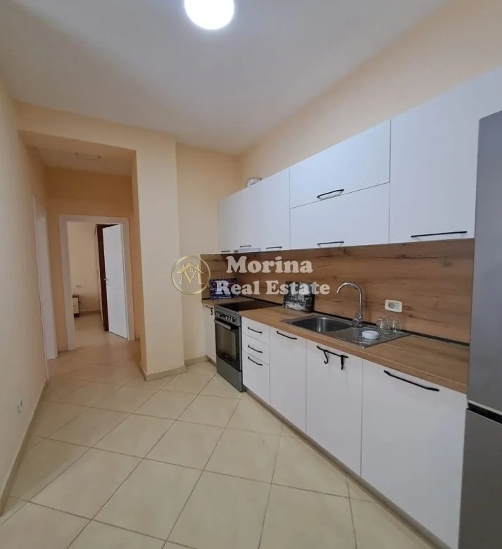Tirane, jepet me qera apartament 2+1 Kati 4, 80 m² 550 € (Kodra e Diellit, Fondacioni Eleonor)