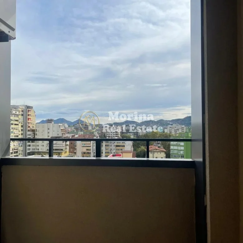 Tirane, jepet me qera ambjent biznesi Kati 8, 70 m² 750 € (Myslym Shyri)
