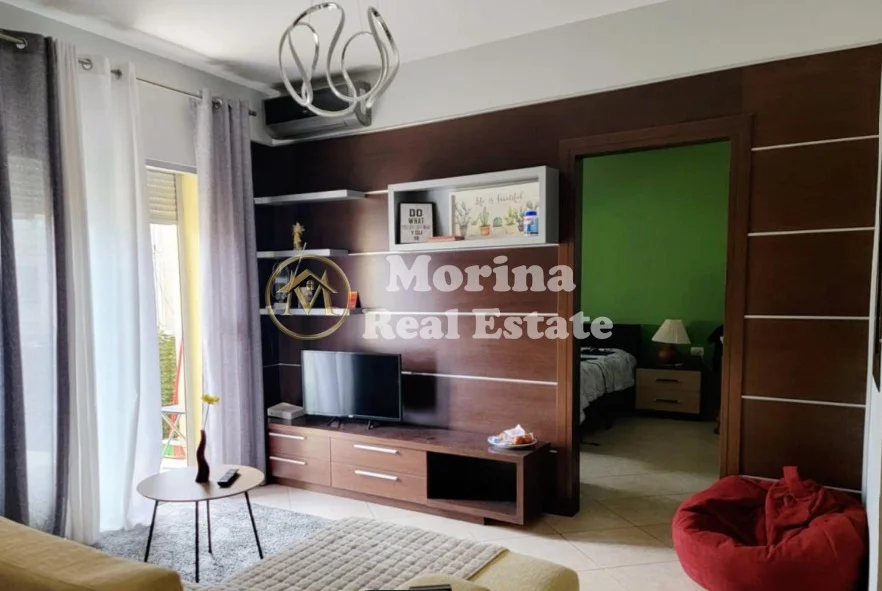 Tirane, jepet me qera apartament 1+1 Kati 3, 75 m² 500 € (Ali Demi)