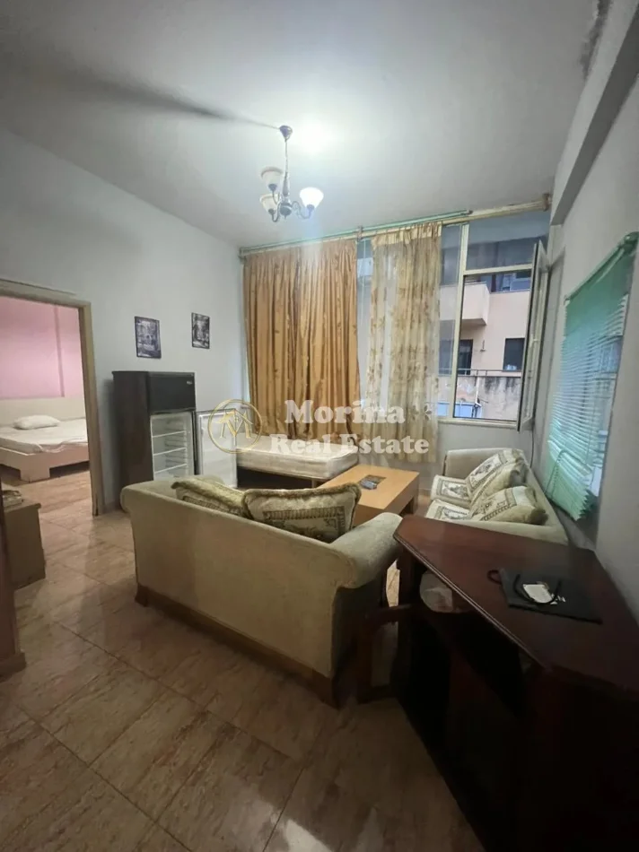 Tirane, jepet me qera apartament 1+1 Kati 1, 70 m² 350 € (Kodra e Diellit)