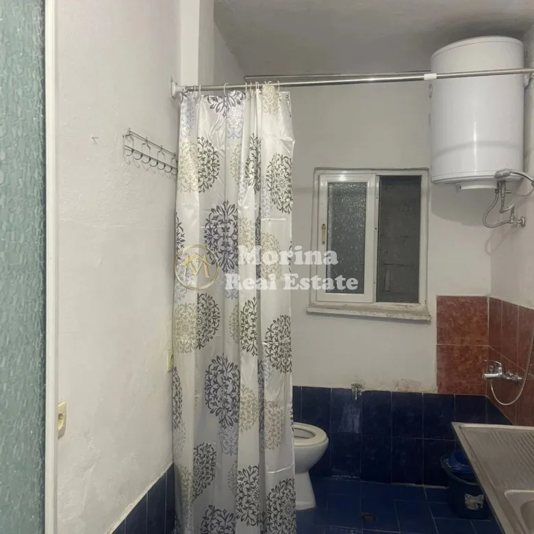 Tirane, jepet me qera apartament 1+1 Kati 1, 50 m² 350 € (Rruga e Durresit)