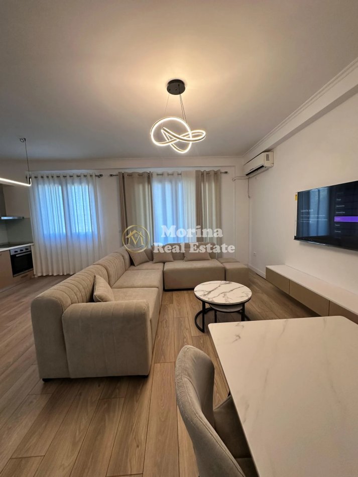 Tirane, jepet me qera apartament 2+1+Ballkon Kati 5, 85 m² 800 € (Kodra e Diellit 1)