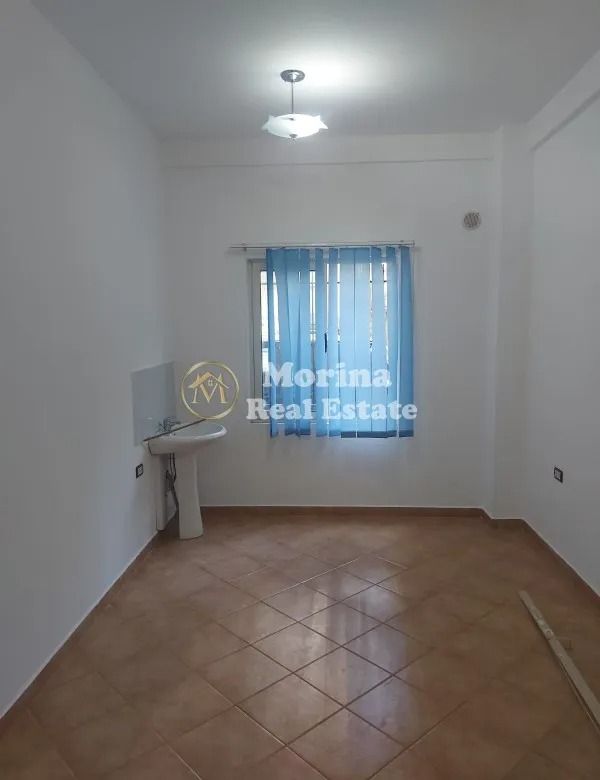 Tirane, shitet apartament 2+1 Kati 1, 70 m² 62.000 € (Fresku)