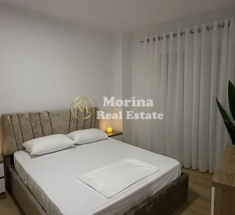 Tirane, jepet me qera apartament 2+1+Ballkon Kati 2, 150 m² 800 € (Liqeni i Thate)