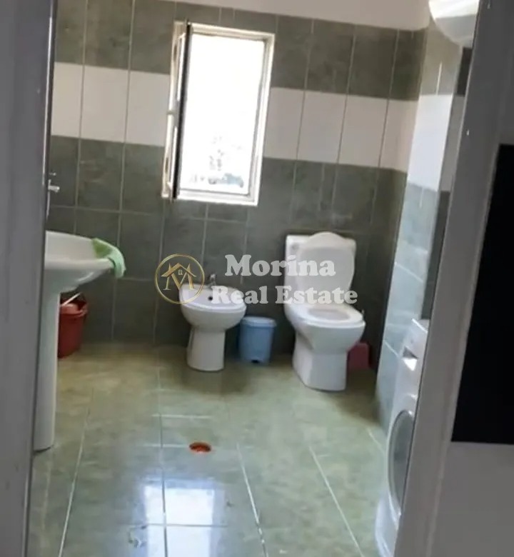 Tirane, jepet me qera apartament 1+1 Kati 5, 70 m² 420 € (Laprake)