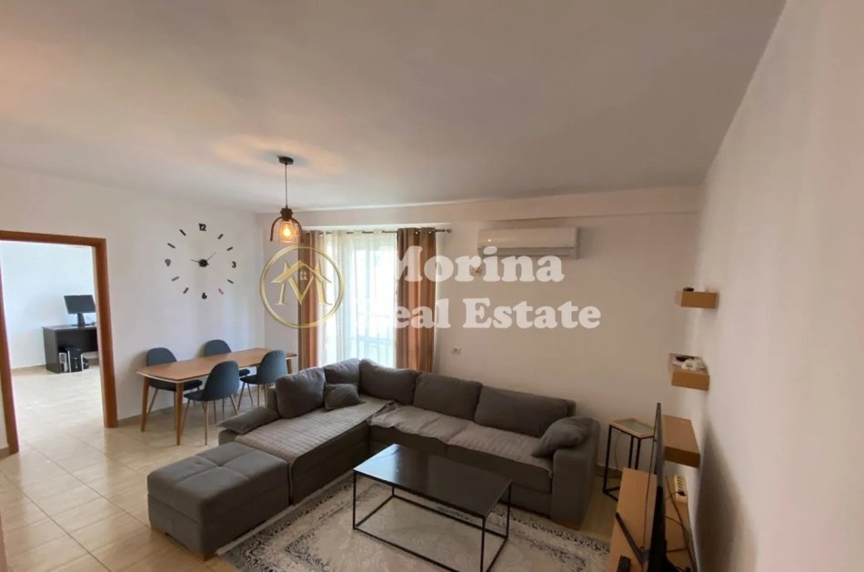 Tirane, jepet me qera apartament 2+1+Ballkon Kati 3, 94 m² 550 € (Kodra e Diellit)